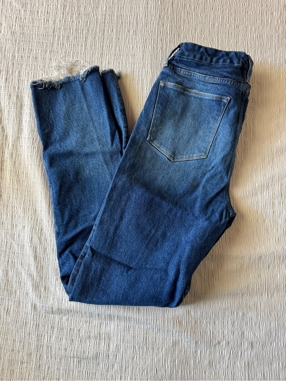 FRAME Women's Dark Blue Denim Jeans - Classic Straight Fit